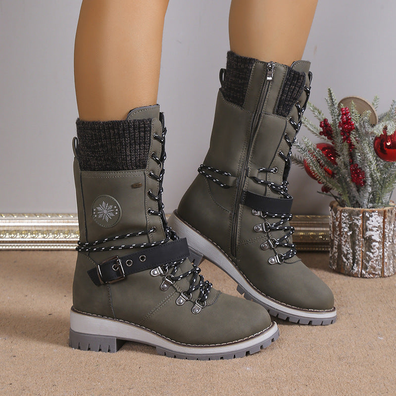Snow boots