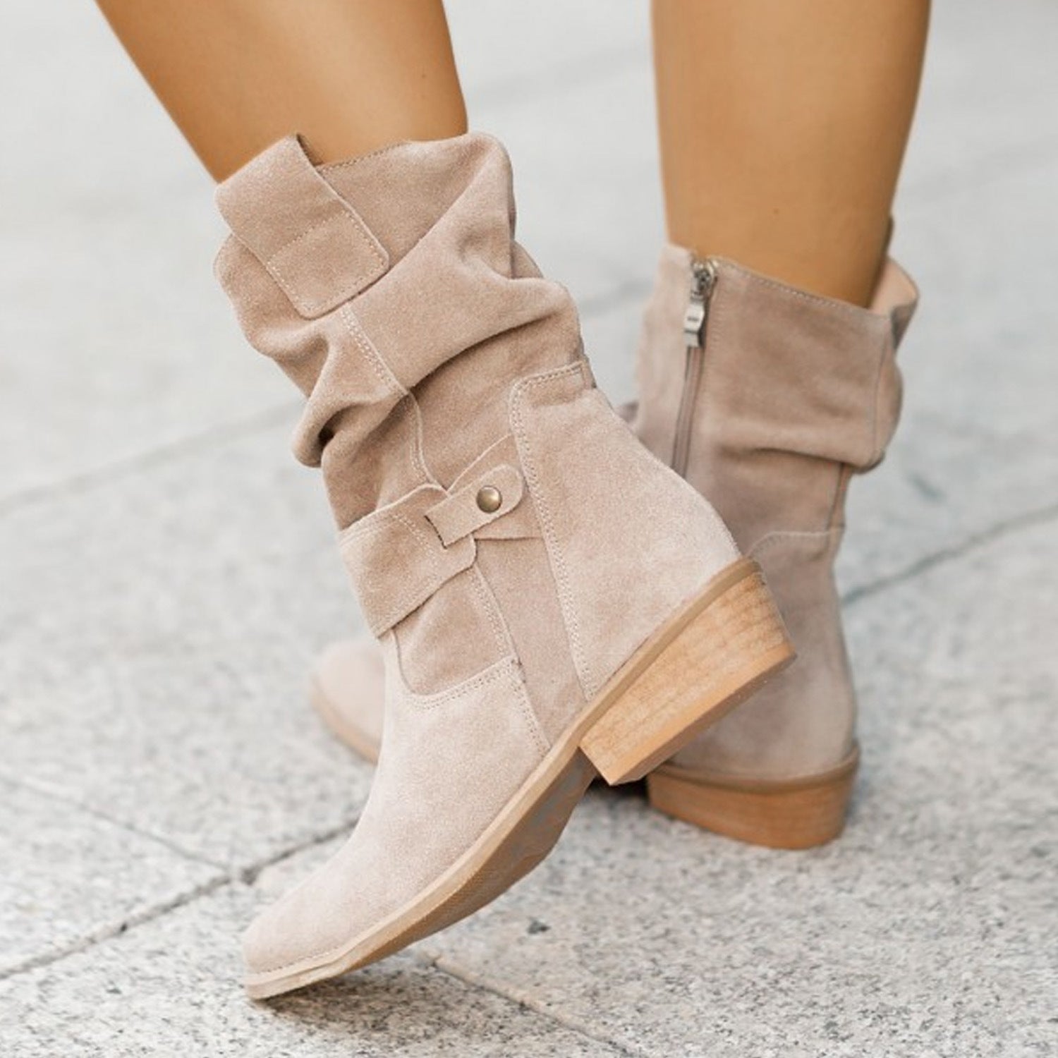 Low heeled suede pleated womens boot