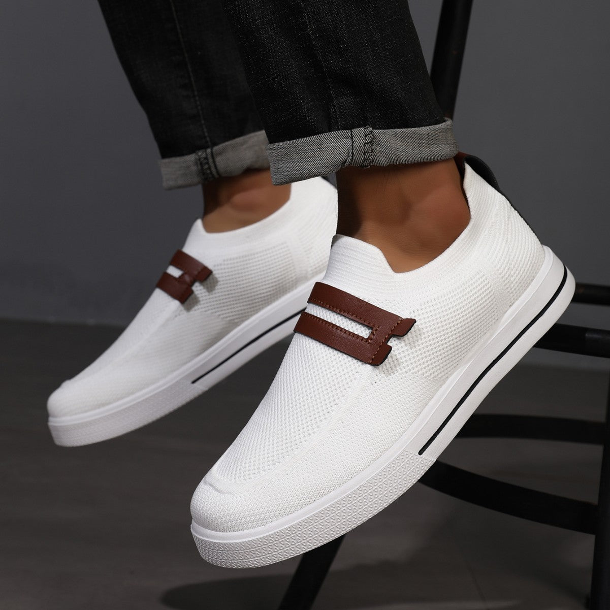 Soft elastic mesh mens shoes
