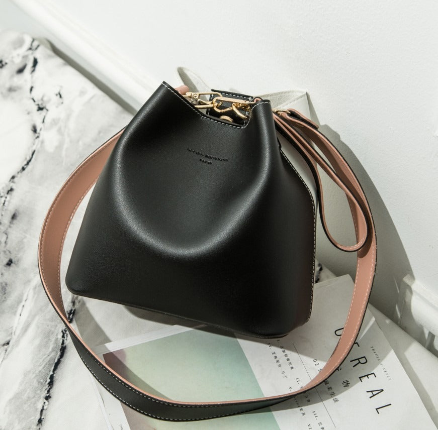 Designer large capacity shoulder bag