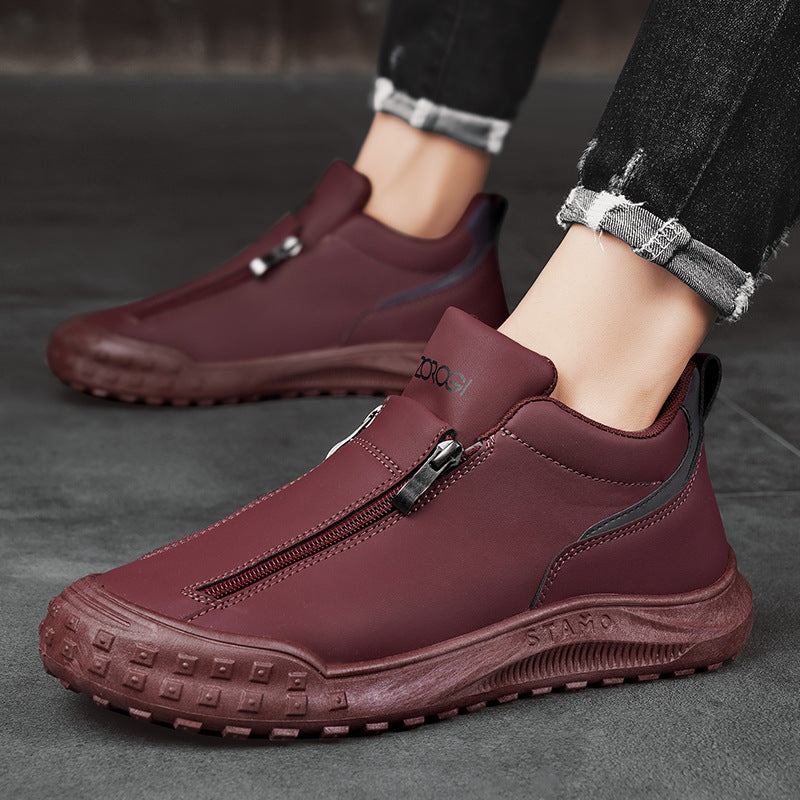 Men's sports and casual shoe