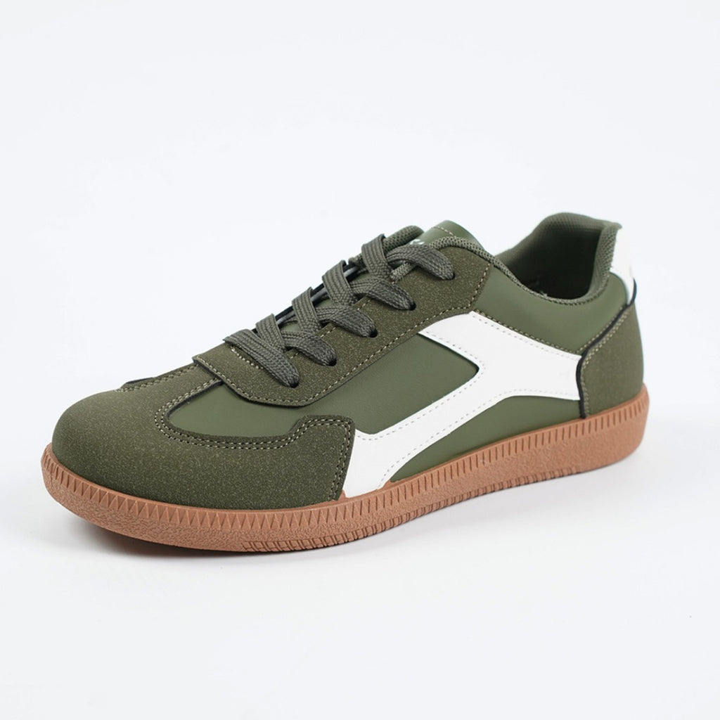 Womens casual sports shoe