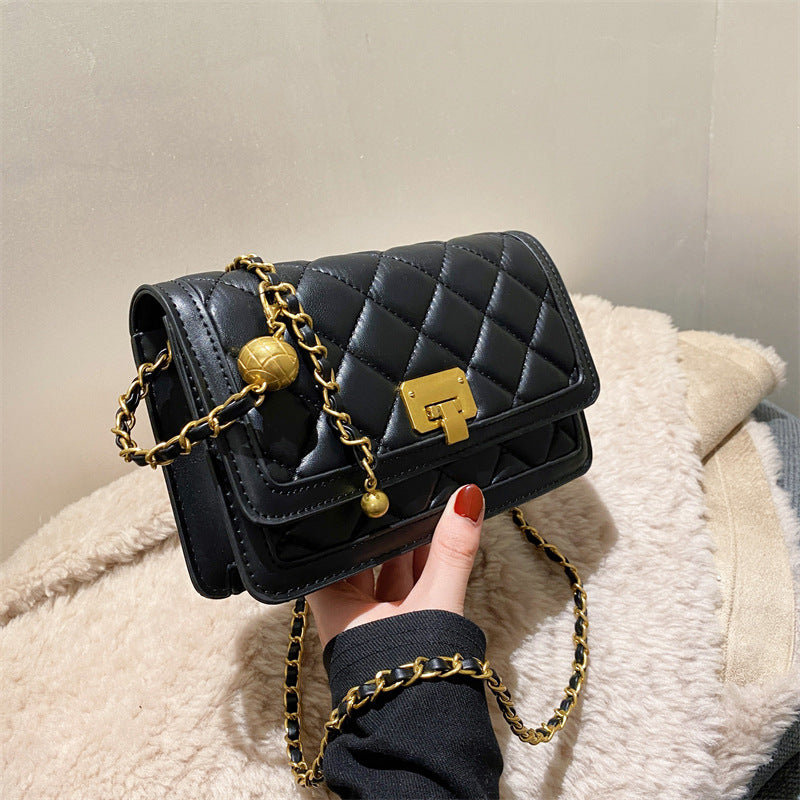 Stylish shoulder bag