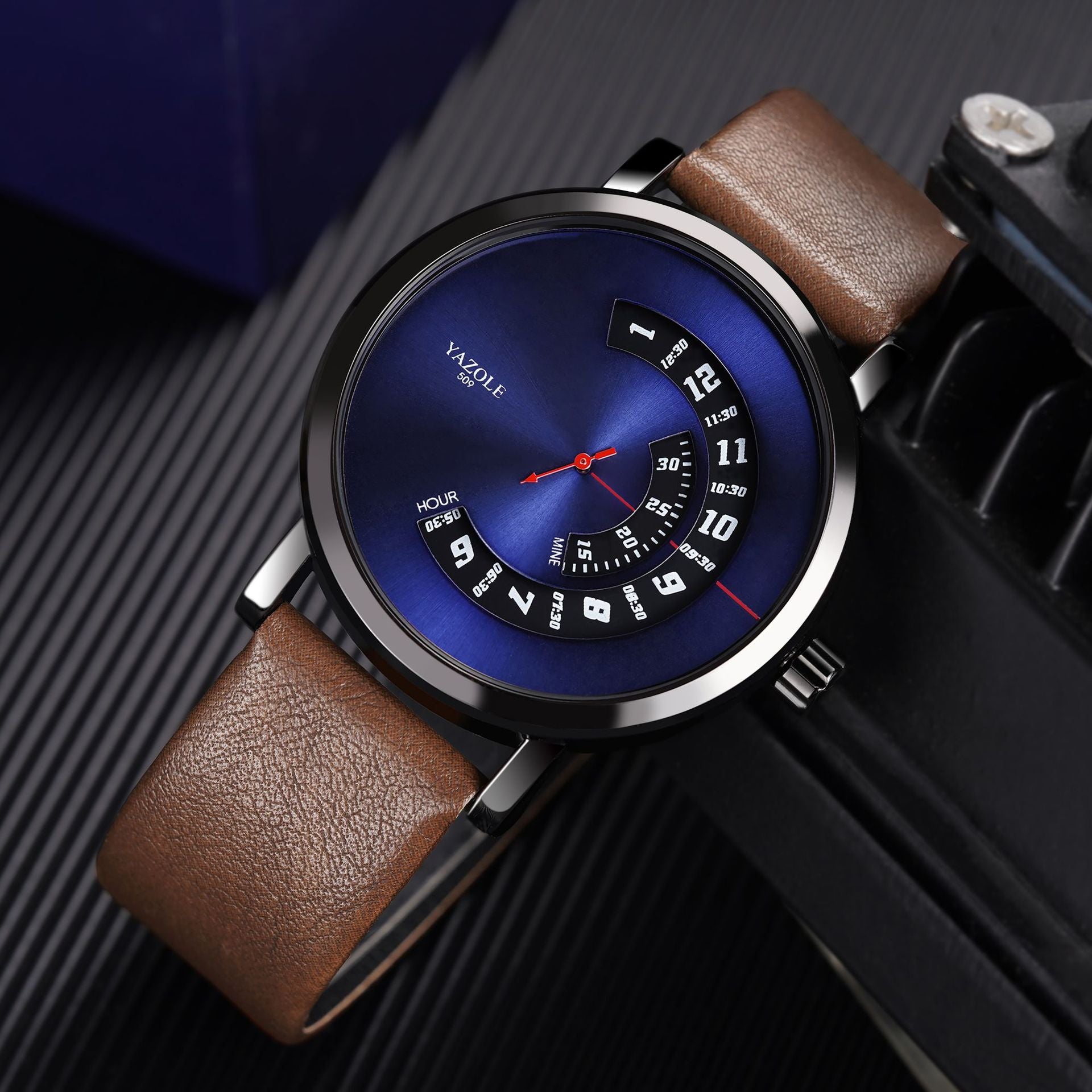 Men's Rotary Non-Mechanical Quartz Watch