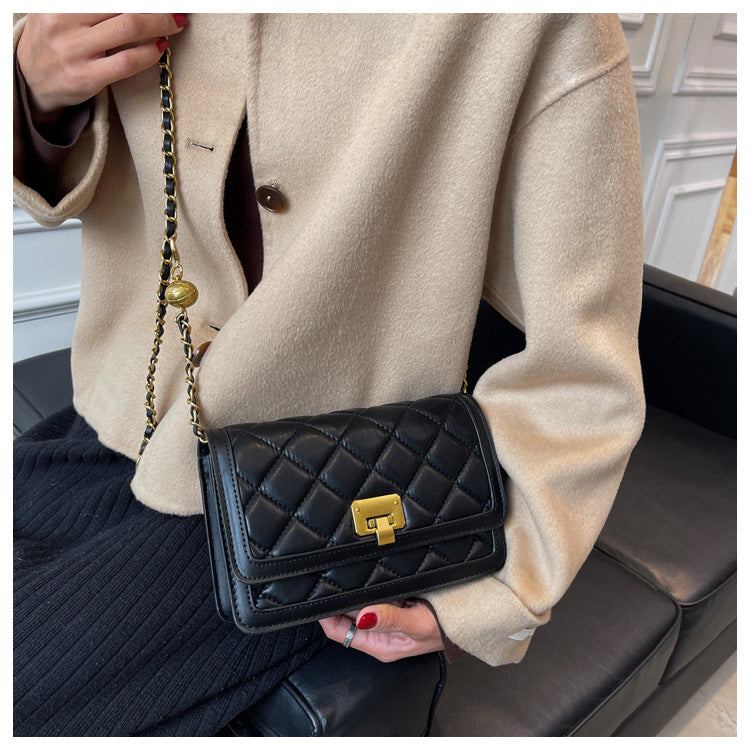Stylish shoulder bag