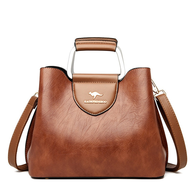 Versatile hand and shoulder bag
