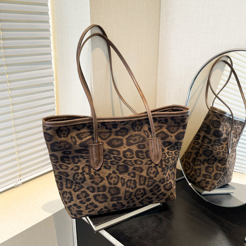 Animal print Tote
