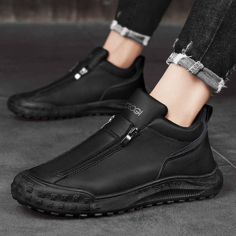 Men's sports and casual shoe