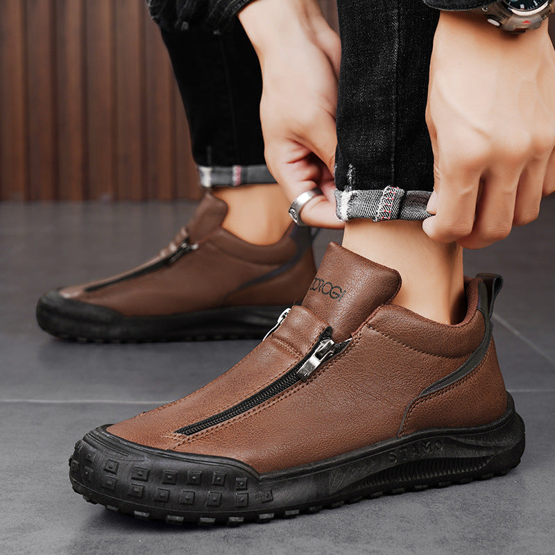 Men's sports and casual shoe