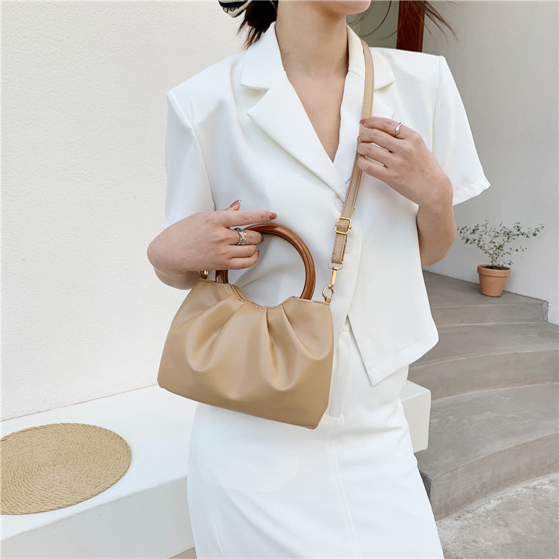 Cloud pleated handbag
