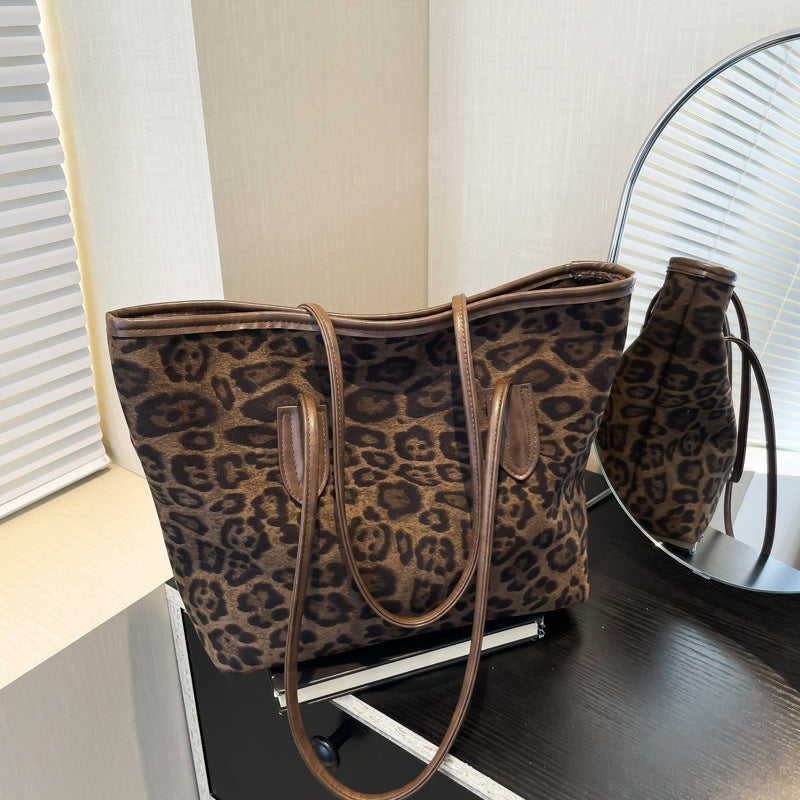 Animal print Tote