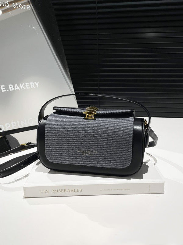Retro box handbag