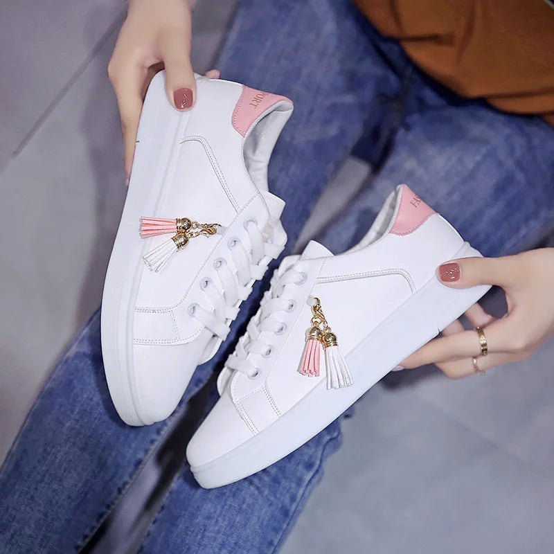 Ladies casual sports sneakers