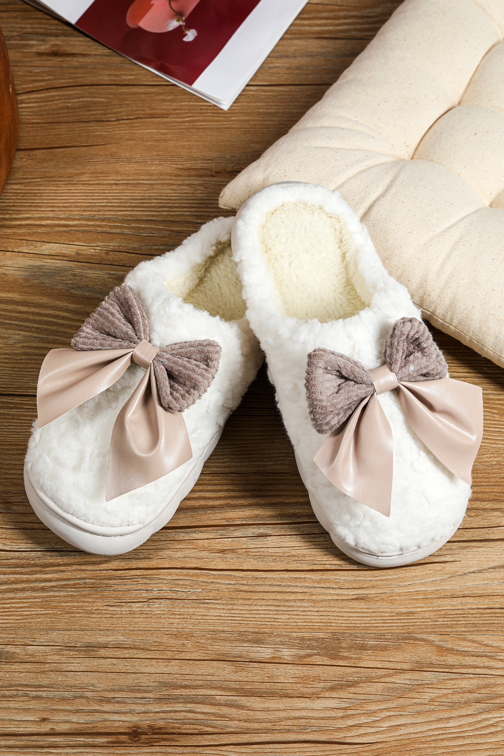 White Contrast Bowknot Plush Winter Slippers